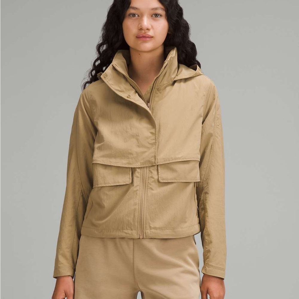 NWT Lululemon Always Effortless Jacket Filbert Tan